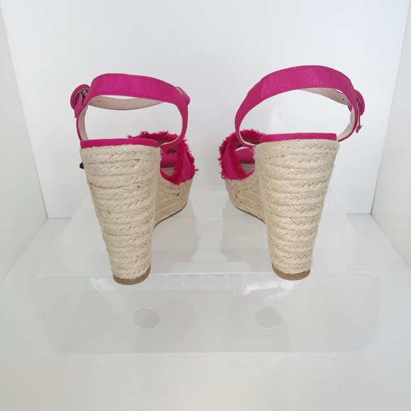 🔥SOLD🔥NWT Mango Limited Edition Fuchsia Wedge Sandals - Picture 5 of 6